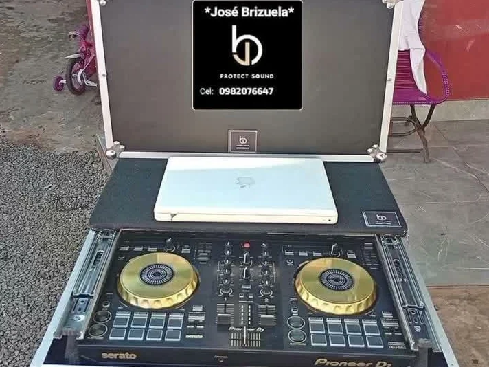 Case para controlador de DJ Pioneer con bandeja para notebook
