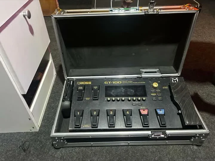 Case para pedalera Boss GT-100 con espuma calada